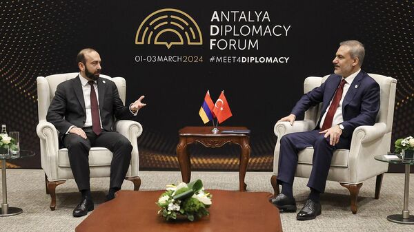 Արարատ Միրզոյանն ու Հաքան Ֆիդանը - Sputnik Արմենիա