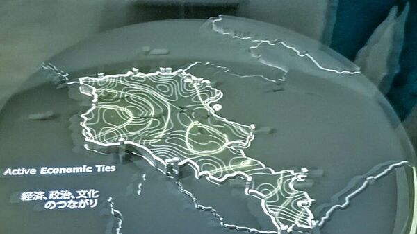 Интерактивная карта Армении, демонстрирующая преимущества Перекрестка мира в павильоне Армении на Expo 2025 в Осаке - Sputnik Армения