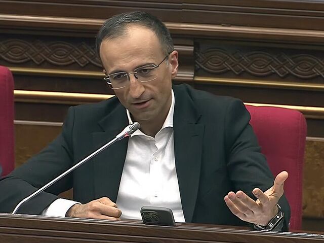 Ішетін қарлығаш