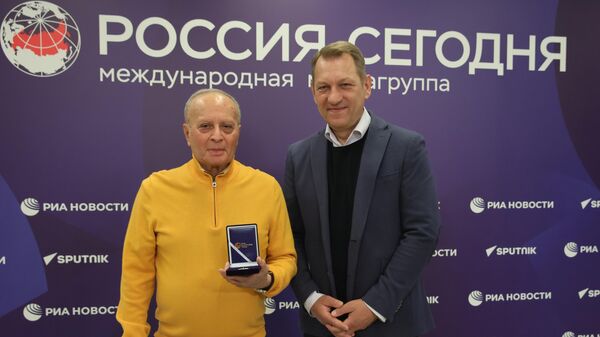 Sputnik-ի սյունակագիր Սերգեյ Բաբլումյանին «Ռուսական լրագրության վետերան» կոչում է շնորհվել - Sputnik Արմենիա