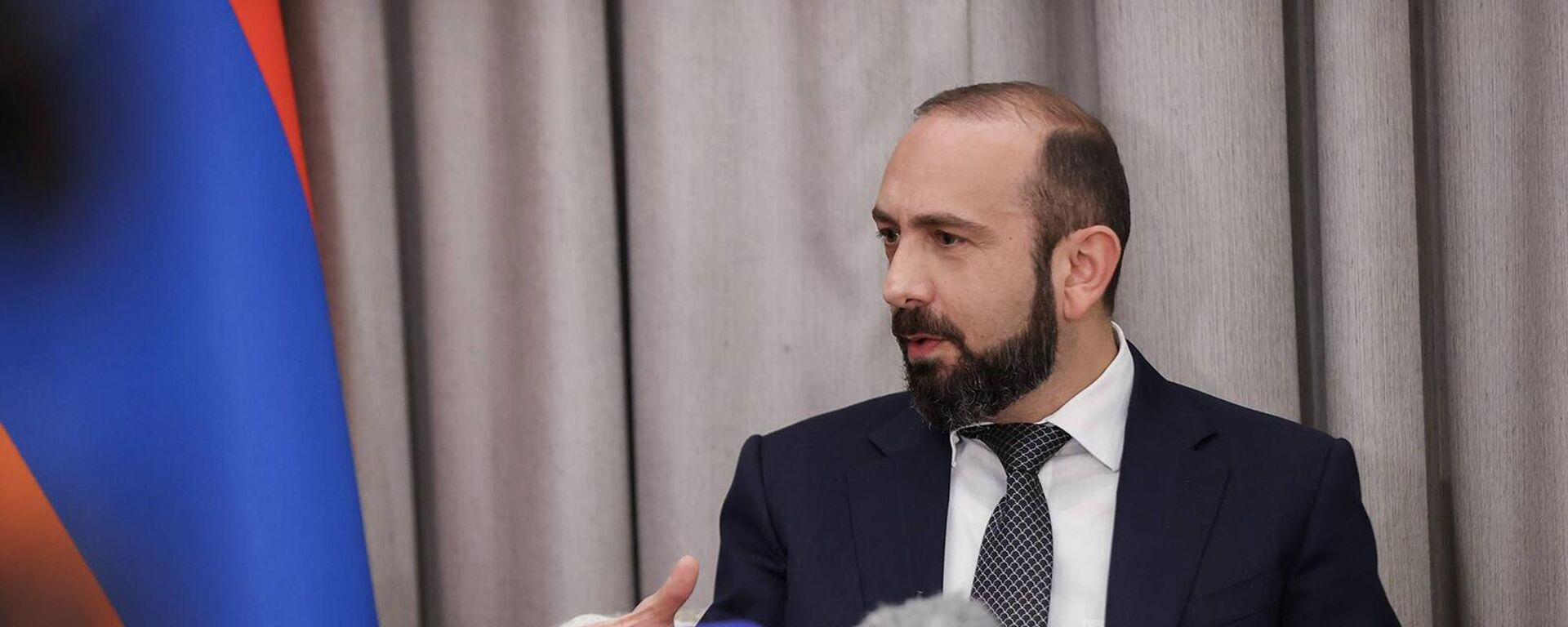 Министр иностранных дел Армении Арарат Мирзоян дает интервью турецким СМИ - Sputnik Армения, 1920, 17.04.2025