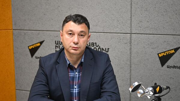 Էդուարդ Շարմազանով - Sputnik Արմենիա