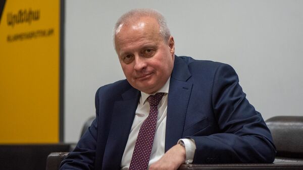 Посол РФ в Армении Сергей Копыркин в гостях радио Sputnik - Sputnik Армения