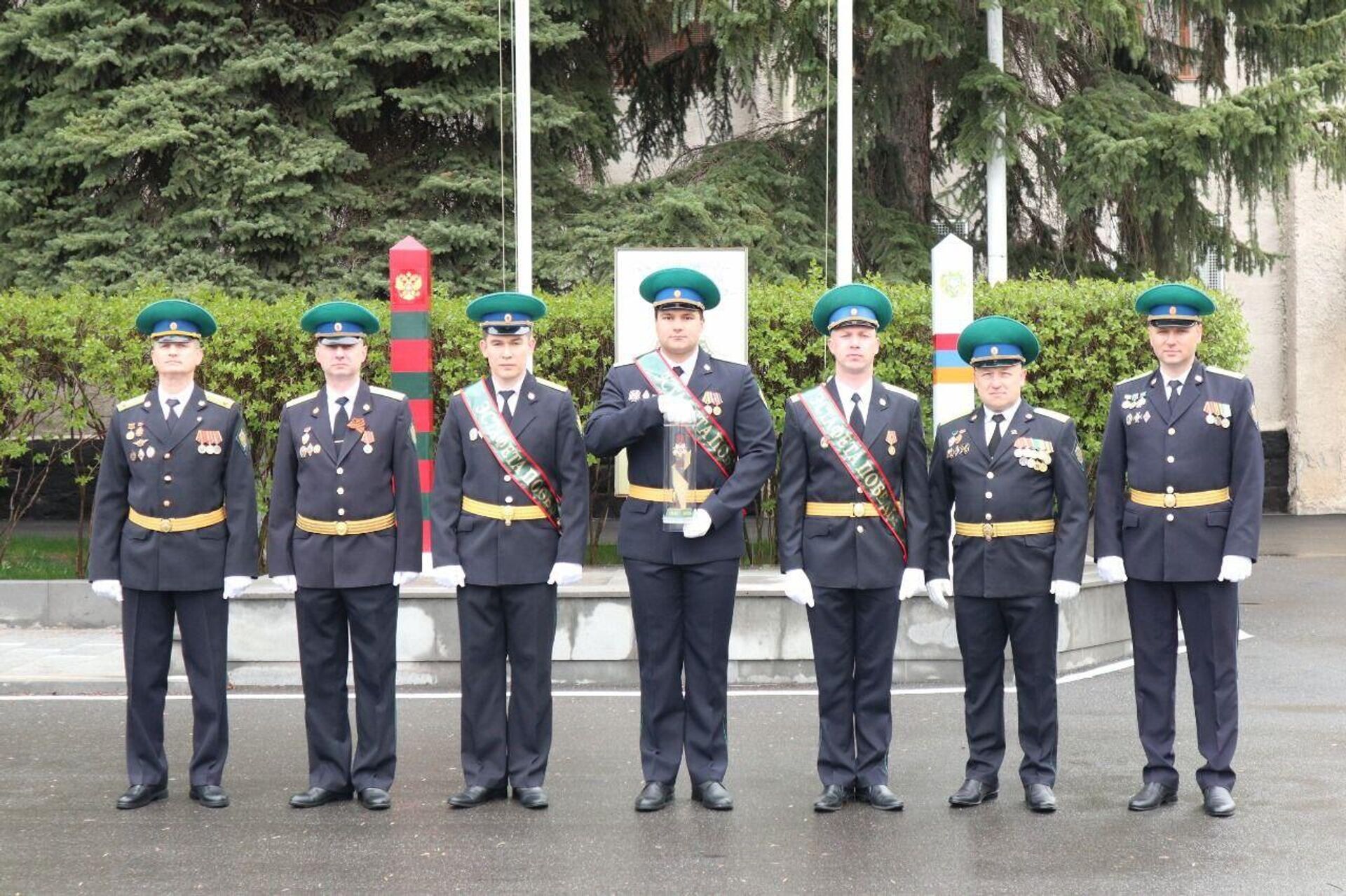 Символ международной военно-патриотической акции Эстафета Победы встретили военнослужащие Ленинаканского пограничного отряда (30 апреля 2025). Ширак - Sputnik Արմենիա, 1920, 30.04.2025