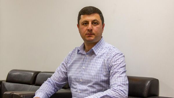 «Պատիվ ունեմ» խմբակցության քարտուղար Տիգրան Աբրահամյանը Sputnik Արմենիայում - Sputnik Արմենիա