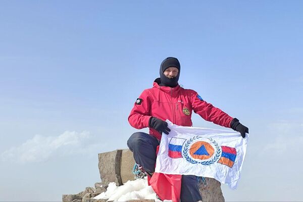 Ռուս–հայկական մարդասիրական արձագանքման կենտրոնի հրահանգիչը - Sputnik Արմենիա