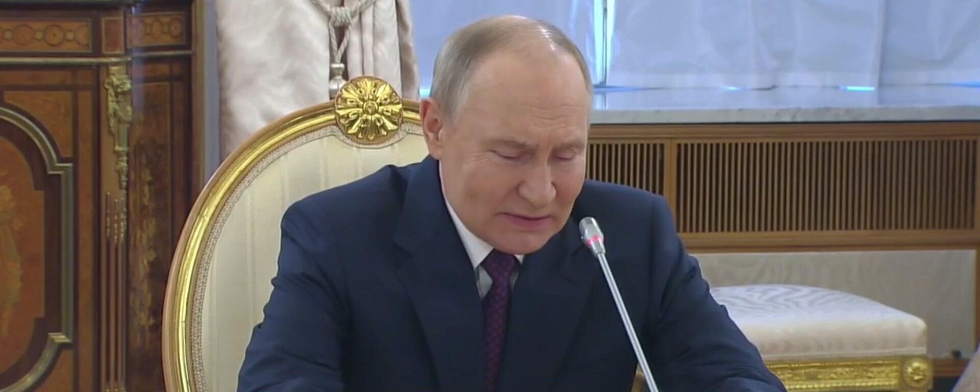 Путин на встрече с Си Цзиньпином заявил, что Россия и Китая развивают связи во благо народов обеих стран и не против кого бы то ни было - Sputnik Армения, 1920, 08.05.2025
