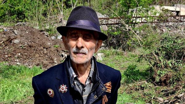 99-летний ветеран ВОВ Миша Саакян из села Шнох общины Алаверди - Sputnik Армения
