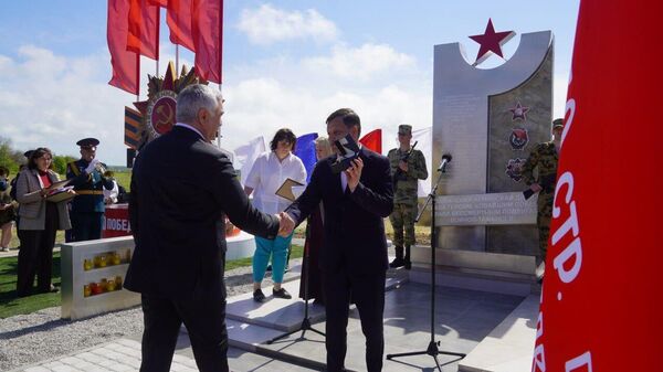 Թամանյան 89–րդ հայկական դիվիզիայի հերոսների հիշատակին նվիրված հուշակոթողի բացումը Կերչում Թամանյան 89–րդ հայկական դիվիզիայի հերոսների հիշատակին նվիրված հուշակոթողի բացումը Կերչում - Sputnik Արմենիա