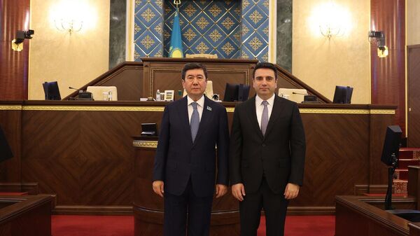 Կասիմ-Ժոմարտ Տոկաևն Աստանայում ընդունել է Ալեն Սիմոնյանին - Sputnik Արմենիա