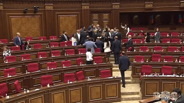 Потасовка в парламенте - Sputnik Армения