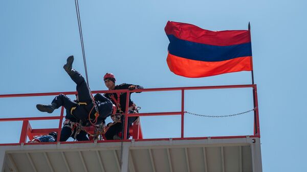 Ռուս-հայկական մարդասիրական արձագանքման կենտրոնի 10-ամյակին նվիրված միջազգային ցուցադրական վարժանքներ և հրշեջ-փրկարարական տեխնիկայի և տեխնոլոգիաների ցուցահանդես - Sputnik Արմենիա