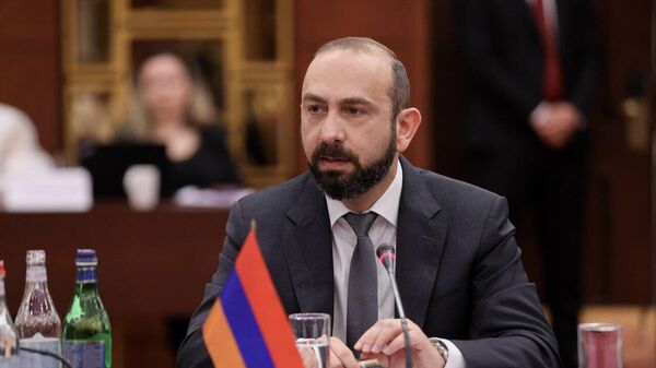 Արարատ Միրզոյան - Sputnik Արմենիա