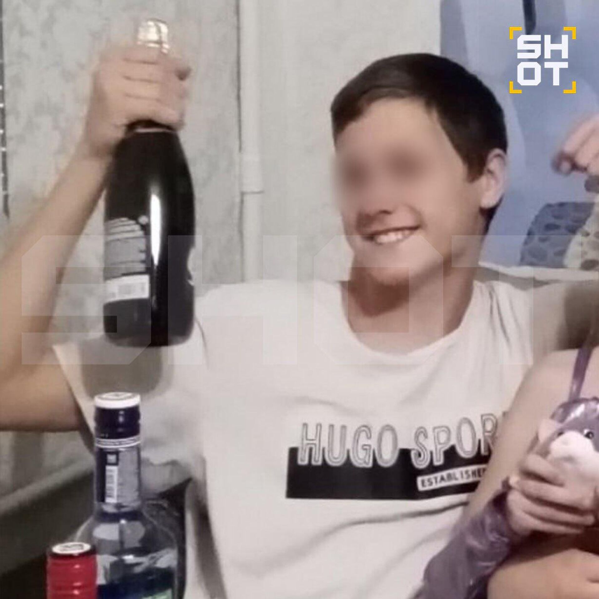 Подросток Миша, напавший с ножом в городе Байкальске Иркутской области Подросток Миша, напавший с ножом в городе Байкальске Иркутской области - Sputnik Армения, 1920, 28.05.2025