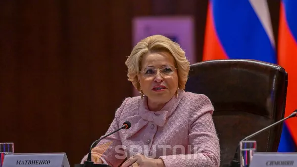 Председатель Совета Федерации РФ Валентина Матвиенко на десятом Российско-армянском межрегиональном форуме (6 июня 2025). Еревaн - Sputnik Армения