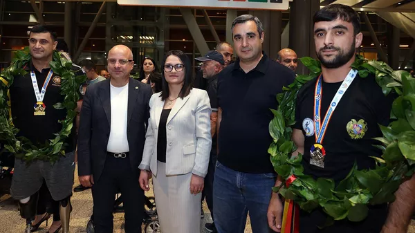 Сборная Армении по пара-армреслингу вернулась с 27-го чемпионата Европы с 7 золотыми, 2 серебряными и 6 бронзовыми медалями - Sputnik Армения