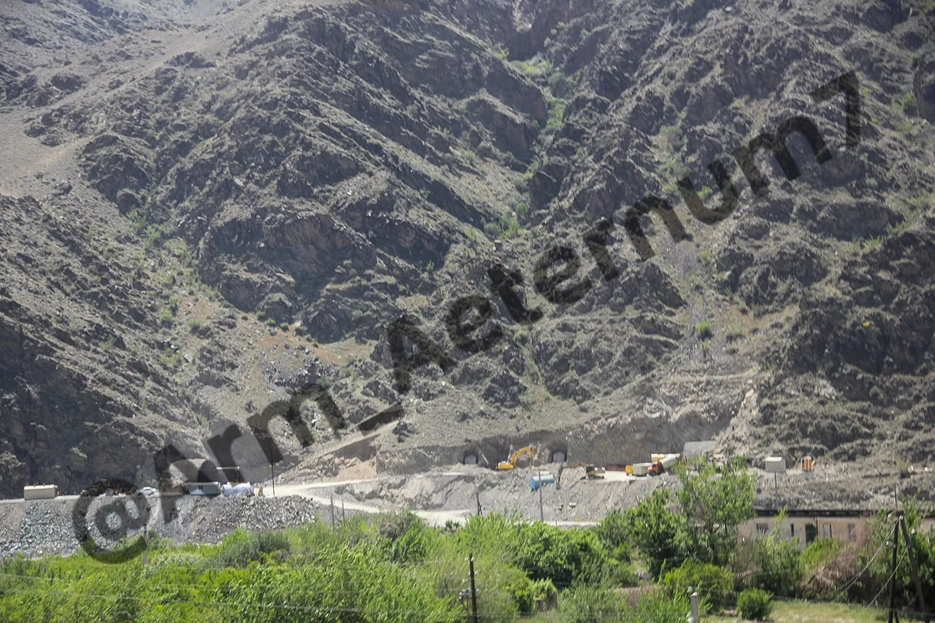 Строительные работы с иранской стороны реки Аракс - Sputnik Армения, 1920, 09.06.2025