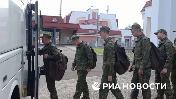 Российские военные, возвращенные из плена в результате обмена - Sputnik Армения