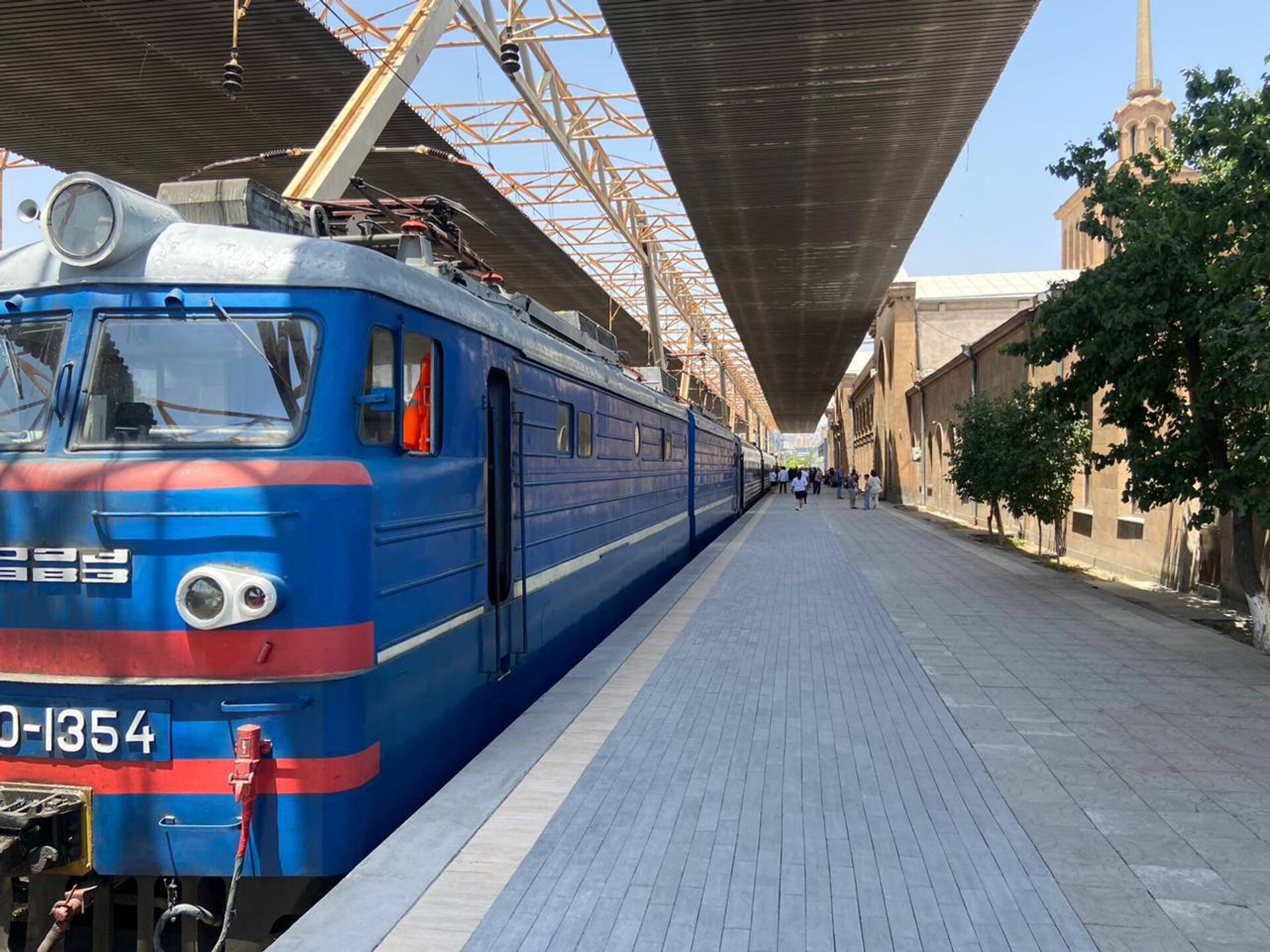 ЮКЖД начала выполнение международного рейса по маршруту Ереван-Батуми-Ереван (14 июня 2025). Еревaн - Sputnik Արմենիա, 1920, 14.06.2025