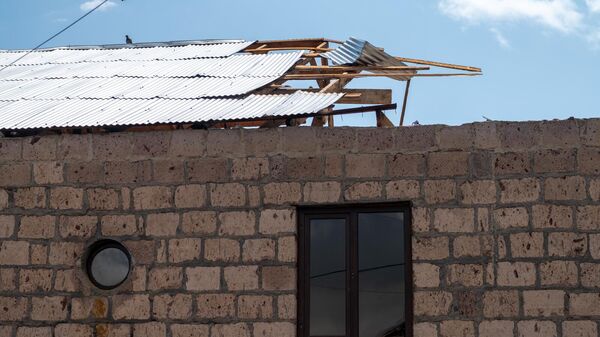 Ուժեղ քամու հետևանքներն Ապարանում Ուժեղ քամու հետևանքներն Ապարանում - Sputnik Արմենիա