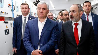 Премьер-министр Никол Пашинян на открытии отремонтированной высоковольтной подстанции "Ахтанак" (24 октября 2019). Еревaн