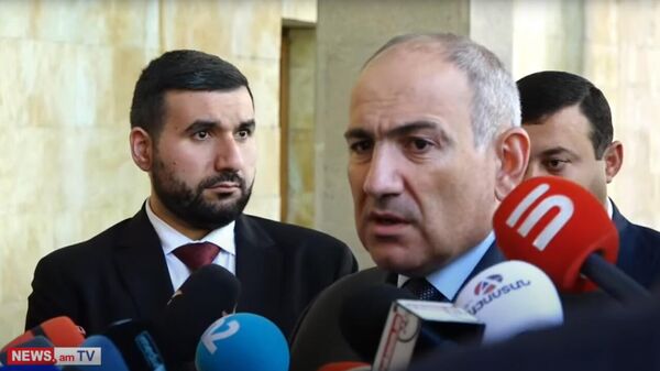 Никол Пашинян общается с прессой (18 июня 2025). Еревaн - Sputnik Армения