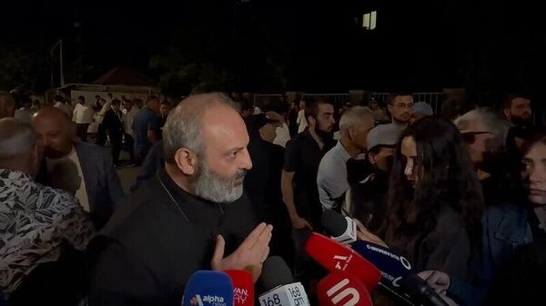 Բագրատ սրբազանը` կուսակրոնության ուխտը խախտելու վերաբերյալ Փաշինյանի հայտարարությունների մասին - Sputnik Արմենիա