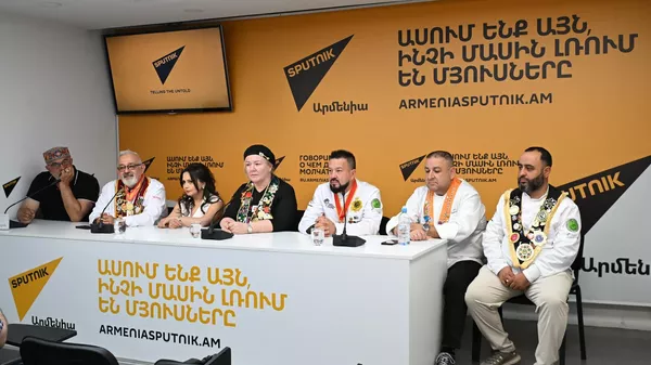 Пресс-конференция по теме кулинарных фестивалей в Дилижане: армяно-грузинскому “Мимино” и международному International contest of chefs Dilijan 2025 (19 июня 2025). Еревaн - Sputnik Армения