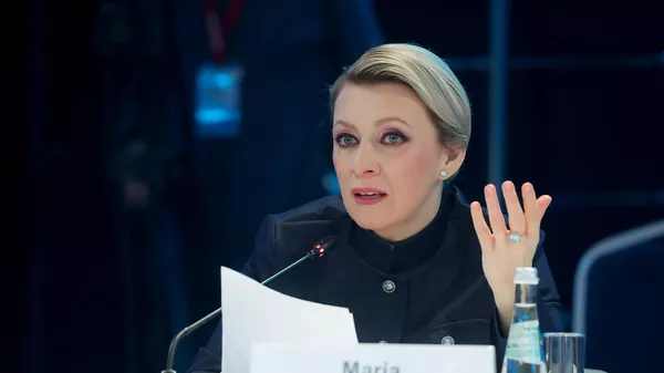 Официальный представитель МИД России Мария Захарова на ПМЭФ-2025 (19 июня 2025). Санкт-Петербург - Sputnik Армения