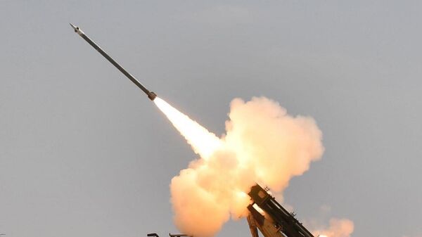 Пуск индийской управляемой ракеты PINAKA - Sputnik Արմենիա