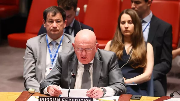Василий Небензя, постоянный представитель России при ООН, принимает участие в заседании Совета Безопасности ООН по угрозам международному миру и безопасности в штаб-квартире ООН (22 июня 2025). Нью-Йорк - Sputnik Армения