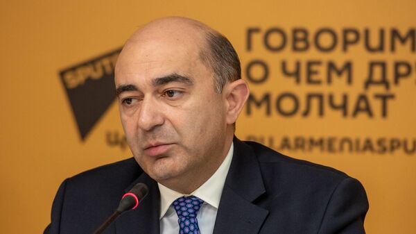 Эдмон Марукян во время пресс-конференции (23 июня 2025). Еревaн - Sputnik Армения