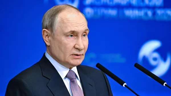 Президент РФ Владимир Путин  - Sputnik Армения