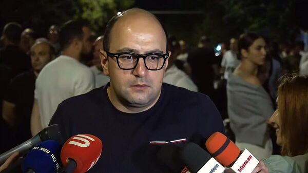 Հայկ Մամիջանյանը դատարանի մոտ - Sputnik Արմենիա