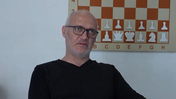 Олимпийский чемпион, старший тренер ФИДЕ, директор-основатель шахматной школы Кайса, гроссмейстер Тигран Налбандян - Sputnik Армения