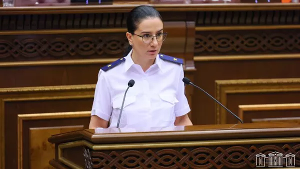 Генпрокурор Анна Вардапетян на внеочередном заседании НС (7 июля 2025). Еревaн - Sputnik Армения
