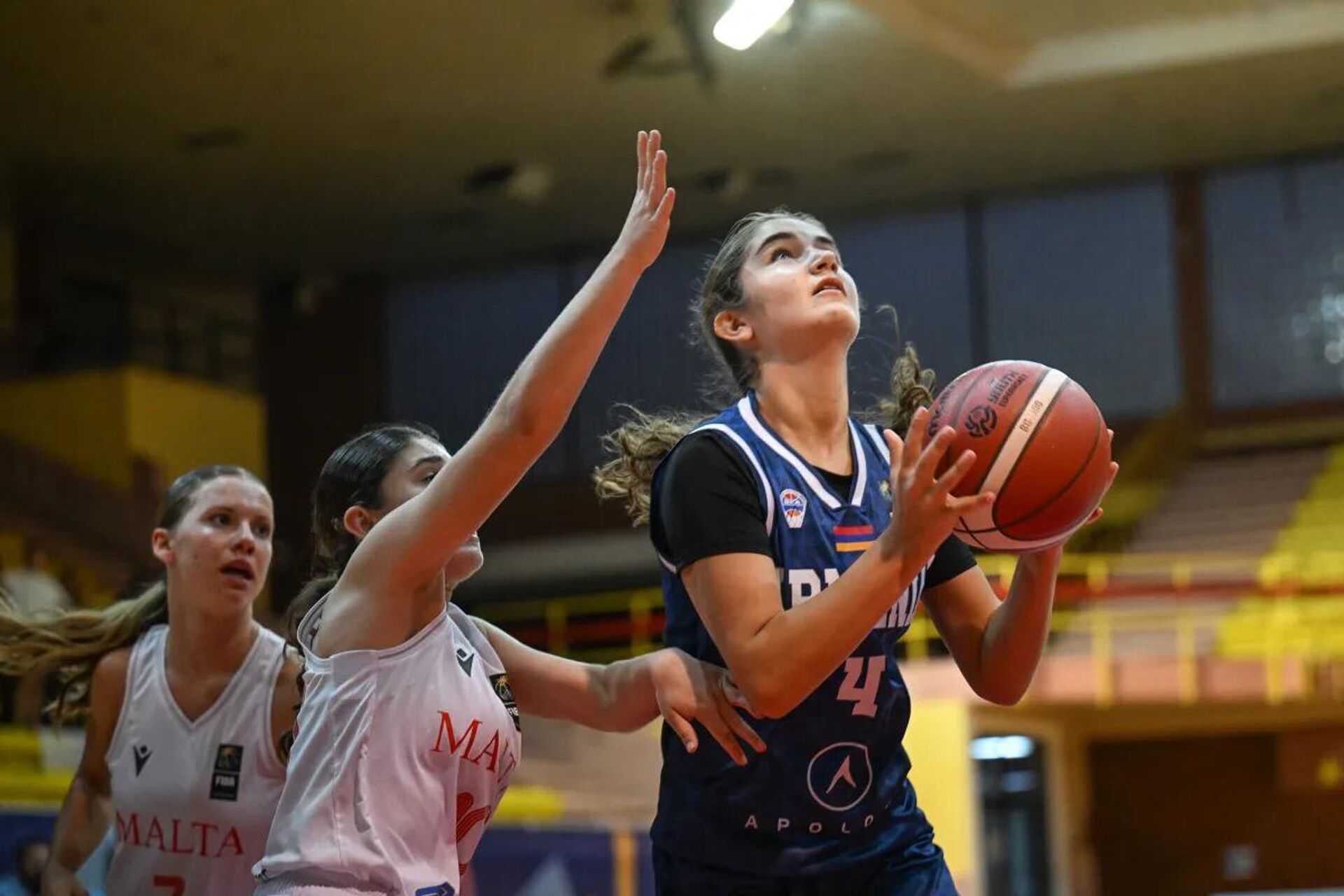 Полуфинальный матч дивизиона C чемпионата Европы по баскетболу (U16) между сборными Мальты и Армении (12 июля 2025). Еревaн Полуфинальный матч дивизиона C чемпионата Европы по баскетболу (U16) между сборными Мальты и Армении (12 июля 2025). Еревaн - Sputnik Армения, 1920, 13.07.2025