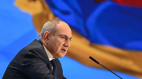 Премьер-министр Никол Пашинян дает пресс-конференцию (16 июля 2025). Еревaн - Sputnik Армения