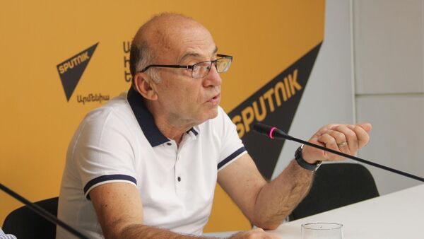 Թաթուլ Մանասերյան - Sputnik Արմենիա