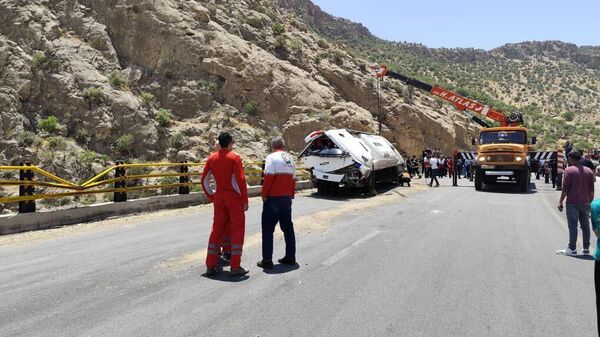 Дорожно-транспортное происшествие на шоссе между городами Фирузабад и Кевар провинции Фарс (19 июля 2025). Иран - Sputnik Армения