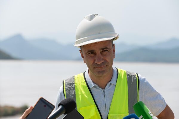 Начальник хвостохранилищ Зангезурского медно-молибденового комбината Мгер Геворкян Начальник хвостохранилищ Зангезурского медно-молибденового комбината Мгер Геворкян - Sputnik Армения