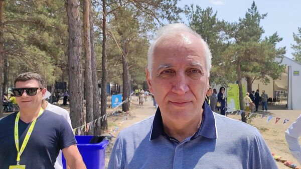  Президент Ваагн Хачатурян на Sevan Startup Summit 2025 (25 июля 2025). Севан - Sputnik Армения