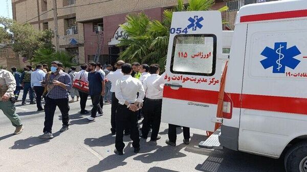 Դատարանի շենքի մոտ - Sputnik Արմենիա