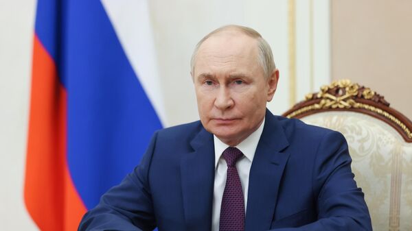 Президент Владимир Путин поздравил российских военных моряков с Днём Военно-морского флота - Sputnik Армения
