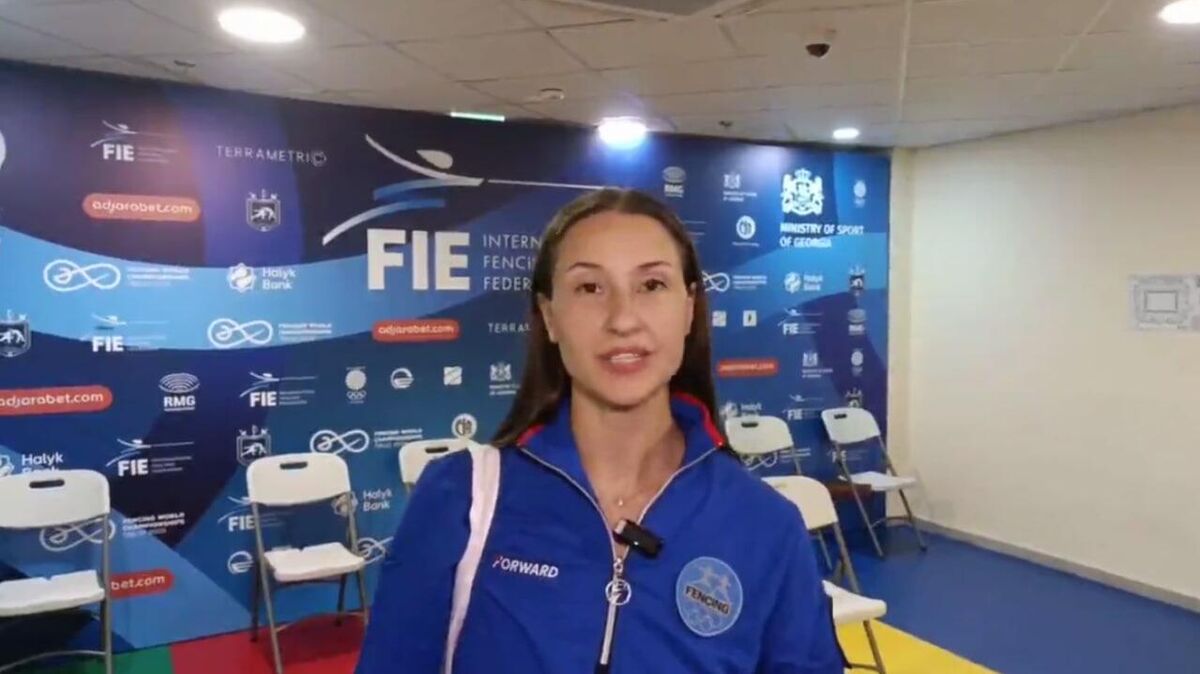 Yartsevolik Yana Egorovani sikishyapti.