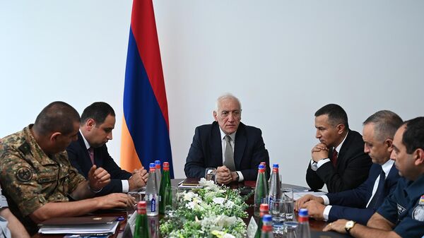 Президент Ваагн Хачатурян посетил с трёхдневным рабочим визитом Сюникскую область (29 июля 2025). Сюник - Sputnik Армения