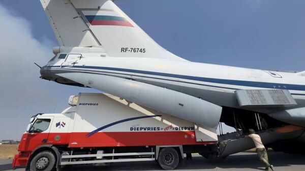 Россия направляет гуманитарную помощь для переселенцев из Нагорного Карабаха в рамках проекта Россия с вами - Sputnik Արմենիա