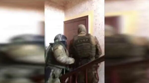 ФСБ показала видео задержания агента ВСУ, собиравшего данные об объектах ПВО в Севастополе - Sputnik Армения