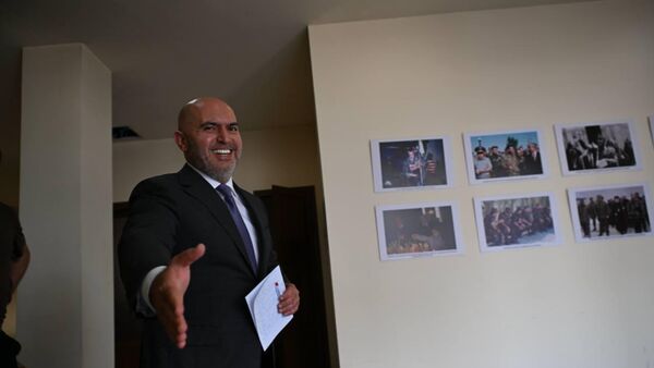 Армен Ашотян во время пресс-конференции (5 августа 2025). Еревaн - Sputnik Армения