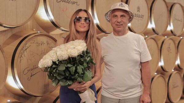 Ջենիֆեր Լոպեսն ու Արտակ Թովմասյանը - Sputnik Արմենիա